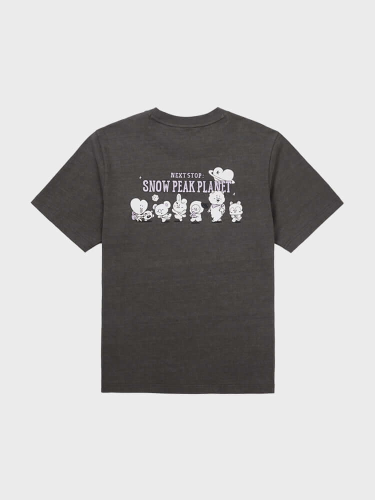 BT21 SNOW PEAK GRAPHIC SHORT SLEEVE T-SHIRT (DARK CHARCOAL)