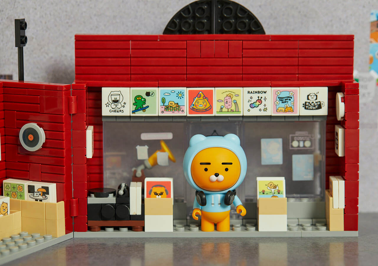 Kakao Friends Ryan Brick Figure