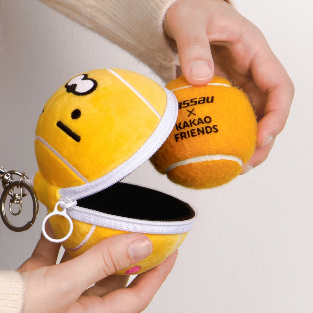 Pouch Keychain Ryan Tennis - Official Kakao Friends merchandise | Koolseoul