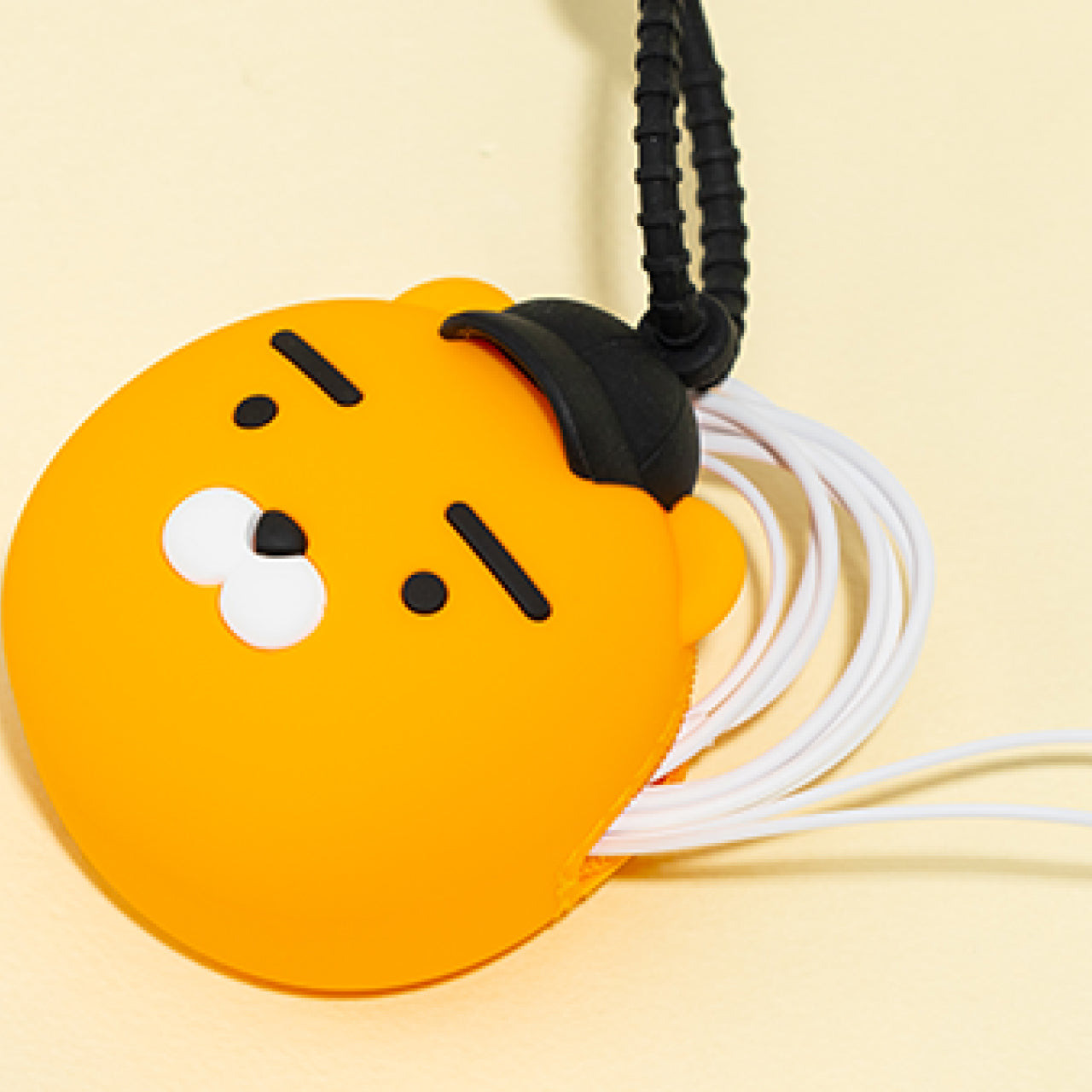 Silicone Pouch Ryan Hat(BLACK) - Official Kakao Friends merchandise | Koolseoul