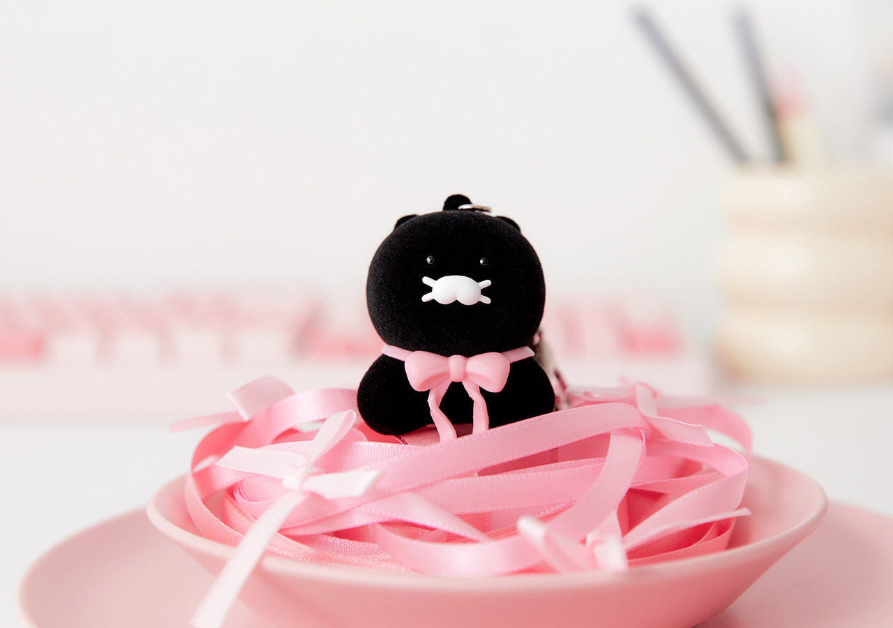 Black Figurine Keychain Chunsik - Official Kakao Friends merchandise | Koolseoul