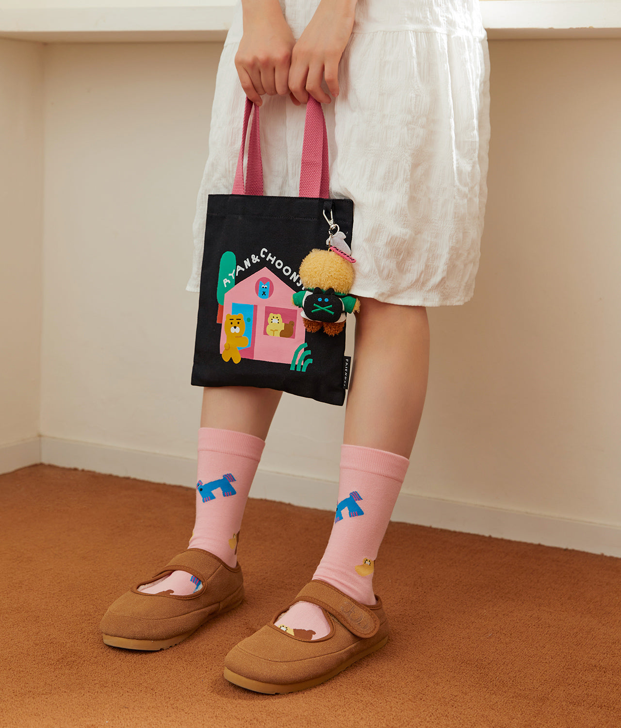XFriends Socks(Rose) Chunsik - Authentic Kakao Friends from Korea | Koolseoul