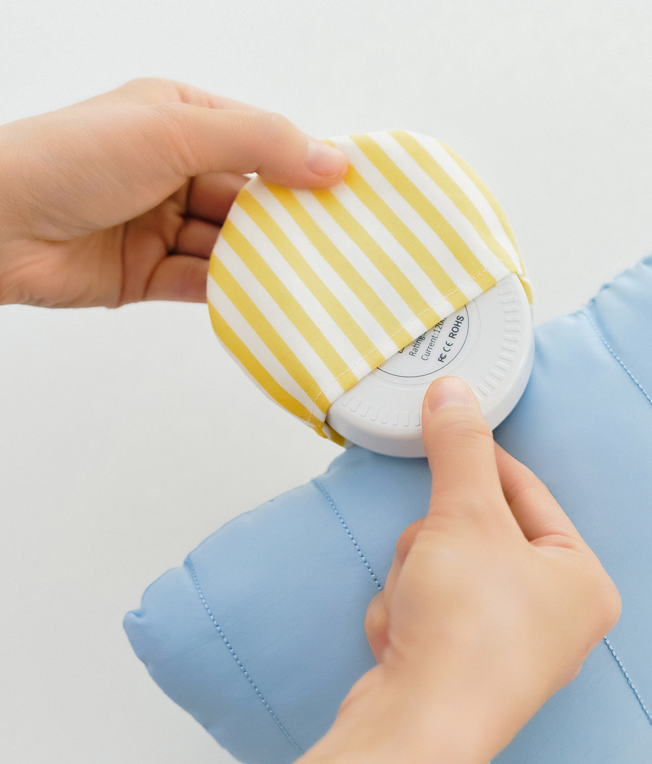 CHOONHOUSE Cushion Lamp Chunsik - Official Kakao Friends merchandise | Koolseoul