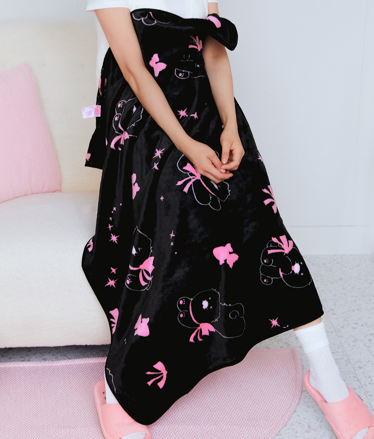 Black Pouch Blanket Chunsik - Korean kawaii Kakao Friends | Koolseoul