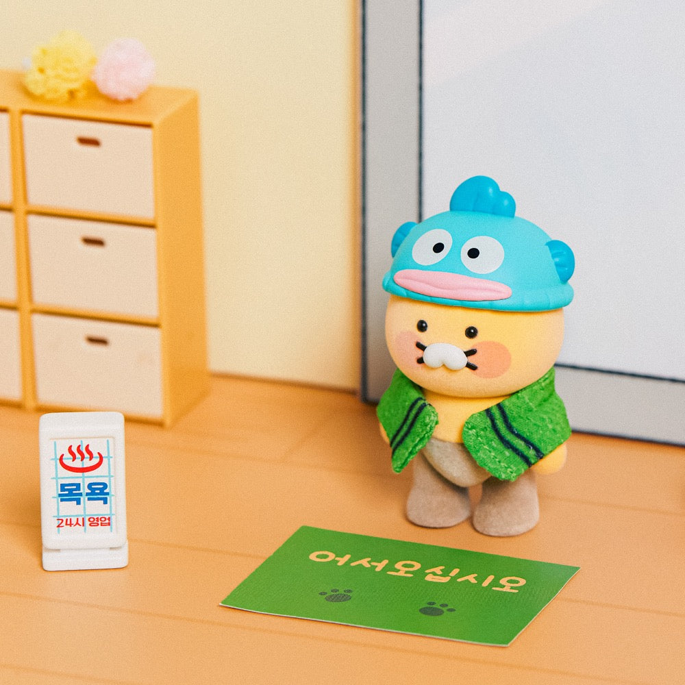 X Friends Figurine Set Chunsik - Official Kakao Friends merchandise | Koolseoul
