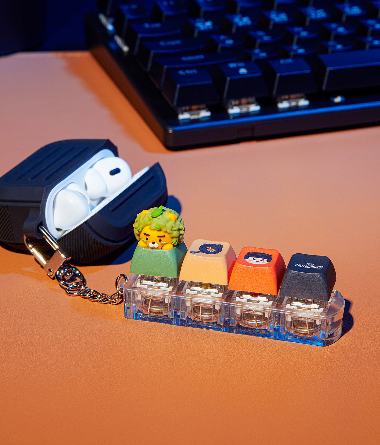 XFriends LED CasquettePorte-cles Green Friends Keychain - Official Kakao Friends merchandise | Koolseoul