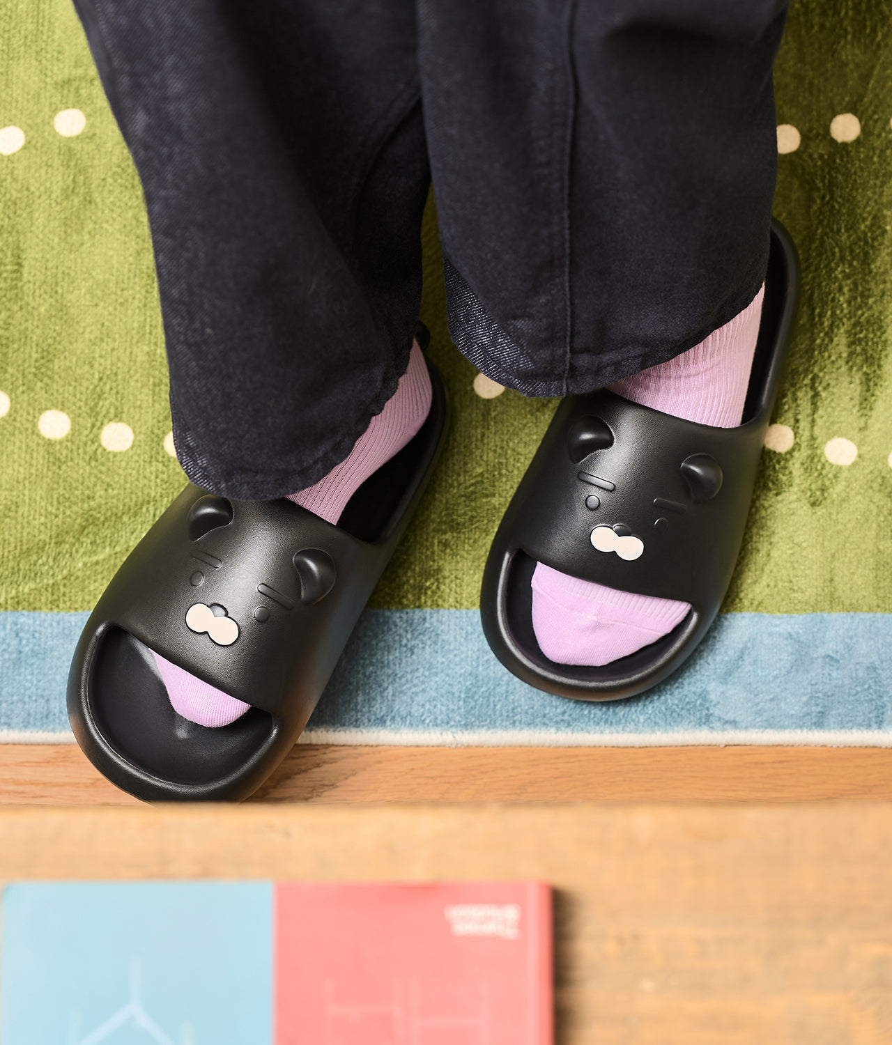 Black Slippers Homme Ryan - Korean kawaii Kakao Friends | Koolseoul