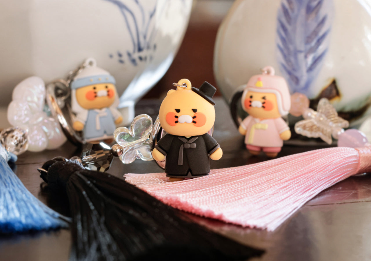 Chunsik Figurine Keychain - Official Kakao Friends merchandise | Koolseoul