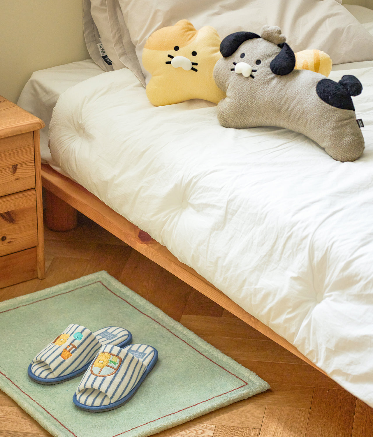 FRIENDAY Slippers Chunsik - Korean kawaii Kakao Friends | Koolseoul