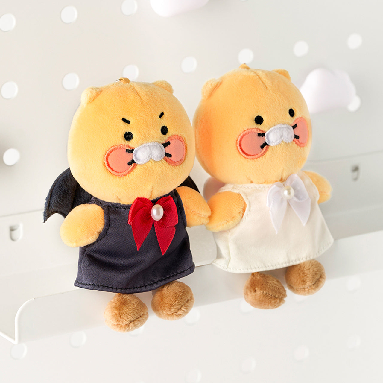Chunsik Plush Keychain - Official Kakao Friends merchandise | Koolseoul