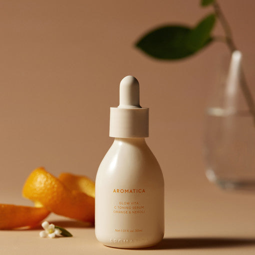 アロマティカ グロウ ビタ C オレンジ&ネロリ トーニングセラム 30ml