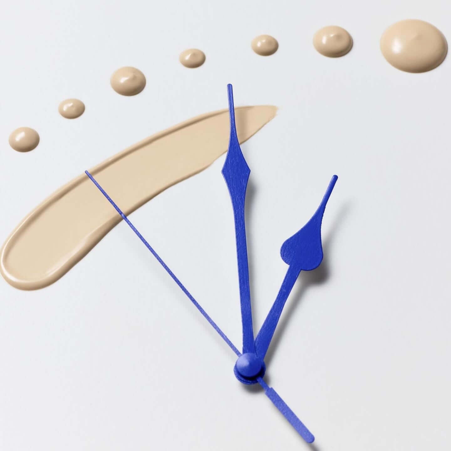 B.READY Blue Cushion 4th Generation 15g (SPF 34PA++++) close-up of beige cushion foundation swatches with blue clock-hand design, Gentleman Korea skincare for men