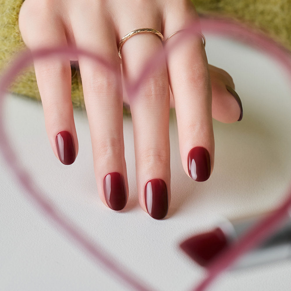Dashing Diva Classic Burgundy (Oval)