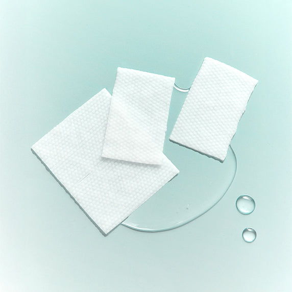 DERMATORY Salicinic Pore Cleansing Water Pad 70 Sheets on teal background