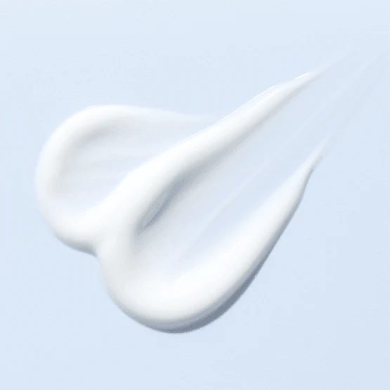 Texture of DR.ALTHEA Aqua Glowing Sunscreen 45ml showing smooth, creamy formula.