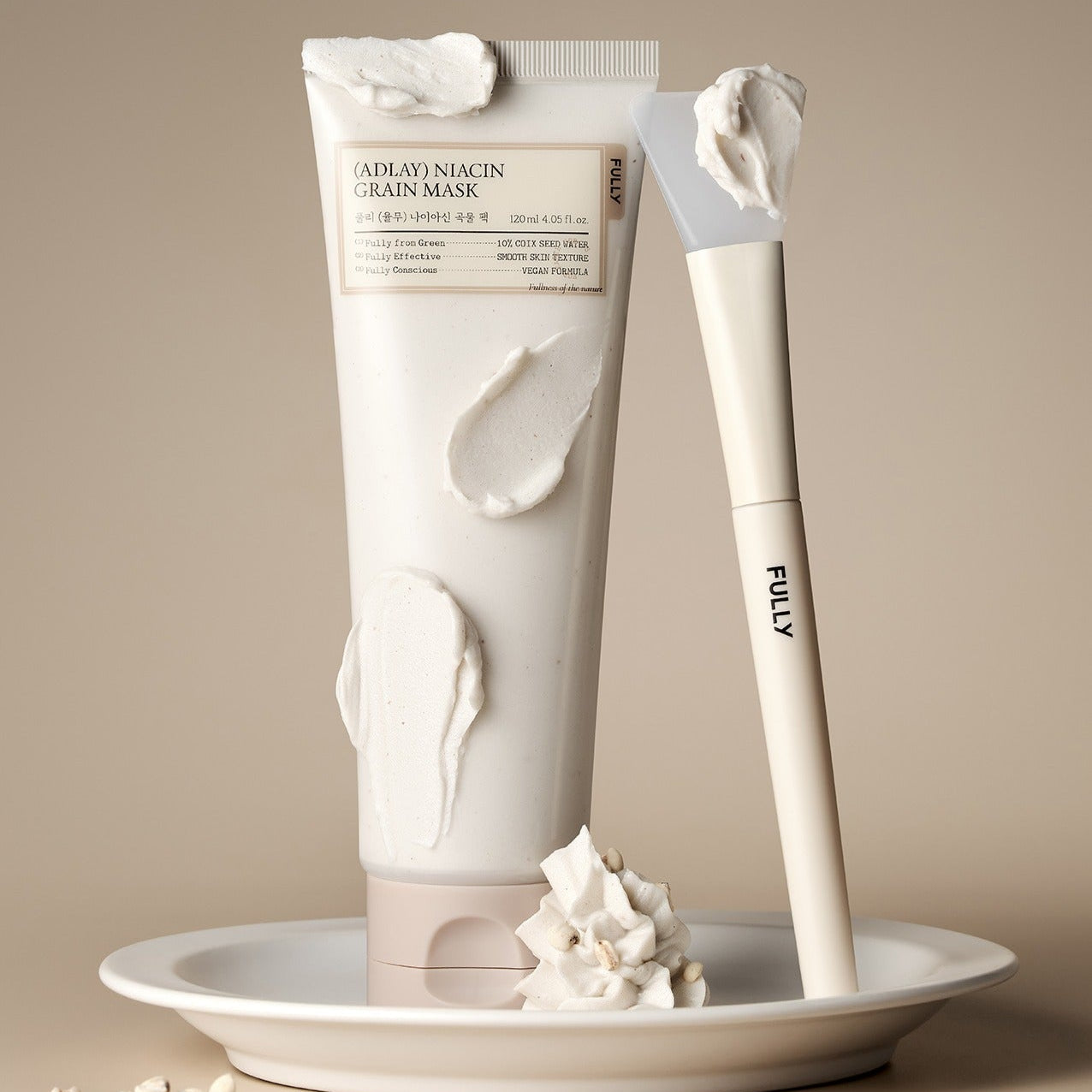 FULLY Job's tears niacin grain pack 120ml on display with application brush