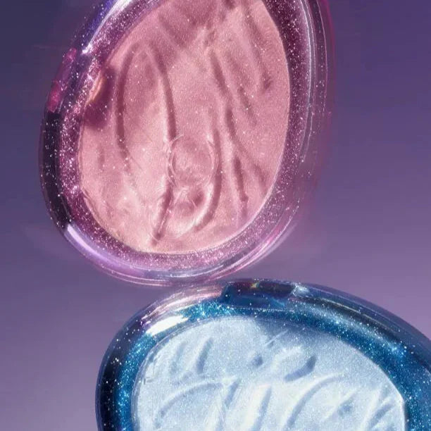 FWEE Glitz Stone Highlighter in pink and blue shades with shimmer finish