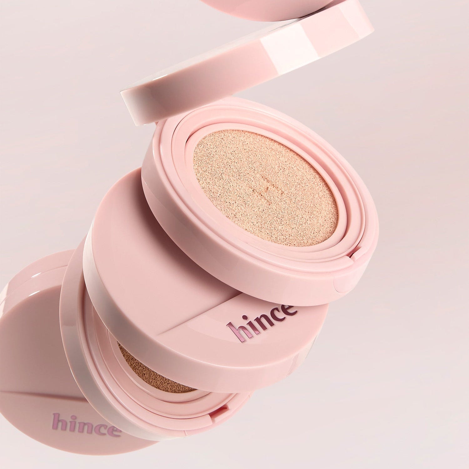 HINCE Cover Master Pink Cushion - premium makeup compact in elegant pink packaging for flawless skin coverage.