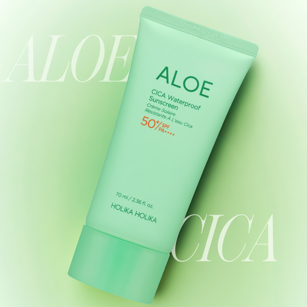 Image of HOLIKA HOLIKA Aloe Cica Waterproof Sunscreen 70ml, featuring SPF 50+ protection in a green tube packaging.