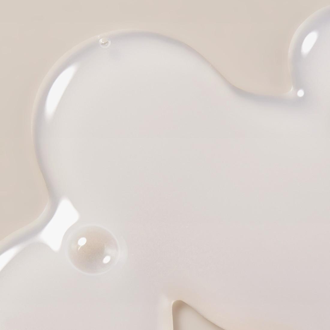 Texture of LANEIGE Perfect Renew 3X Skin Refiner Advanced 150ml serum.