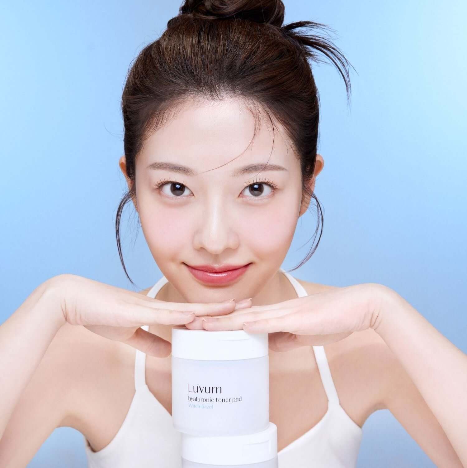 Luvum 1 Hyaluronic Acid Toner Pads 60 Sheets
