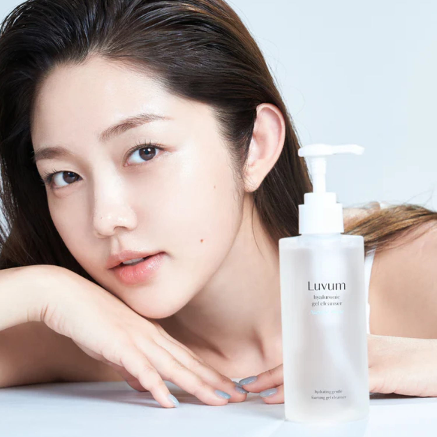 Luvum Bamboo Hyaluronic Acid Moisture Gel Cleanser 200ml