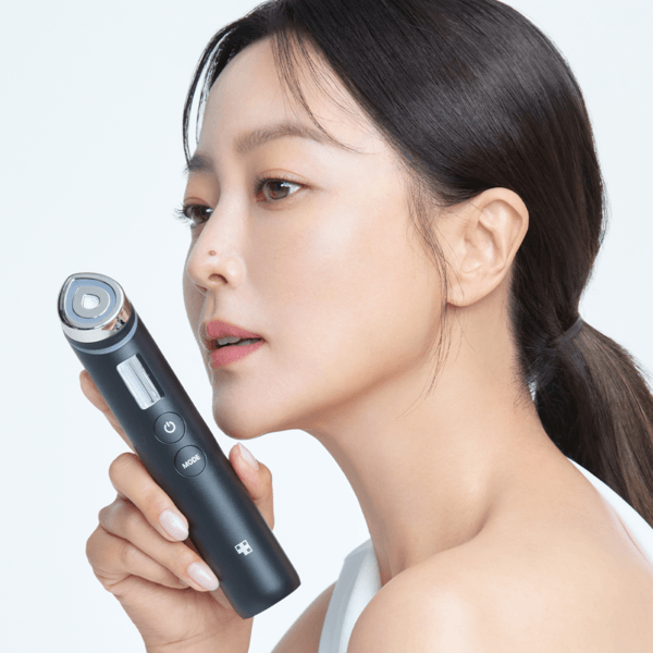 Medicube Age R Booster Pro