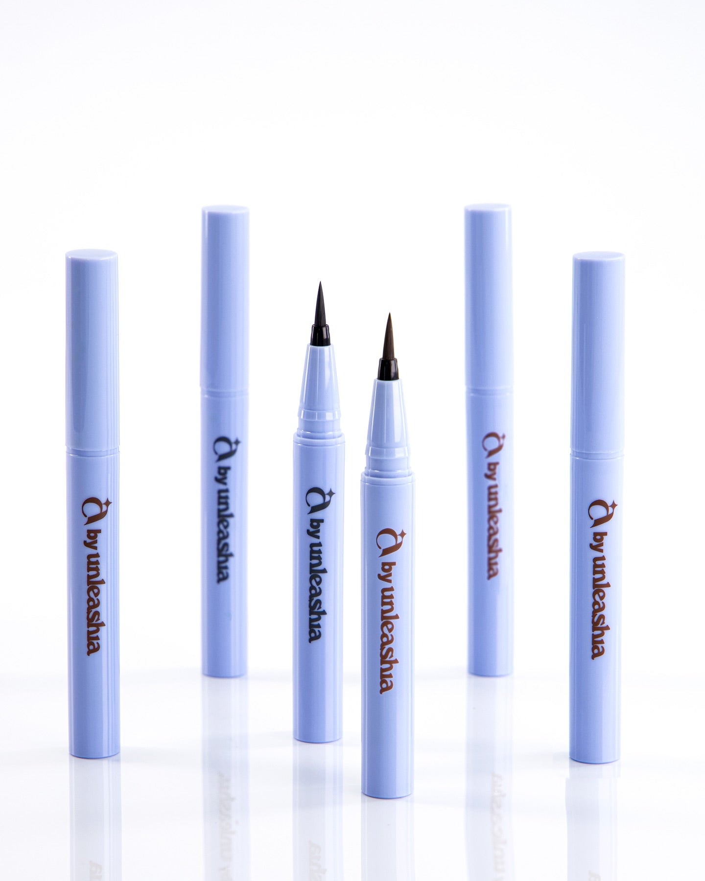 Unleashia The Power Non-Stop Liquid Eyeliner