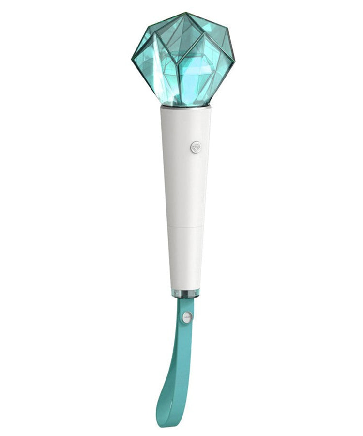 Teal diamond-shaped lightstick with white handle