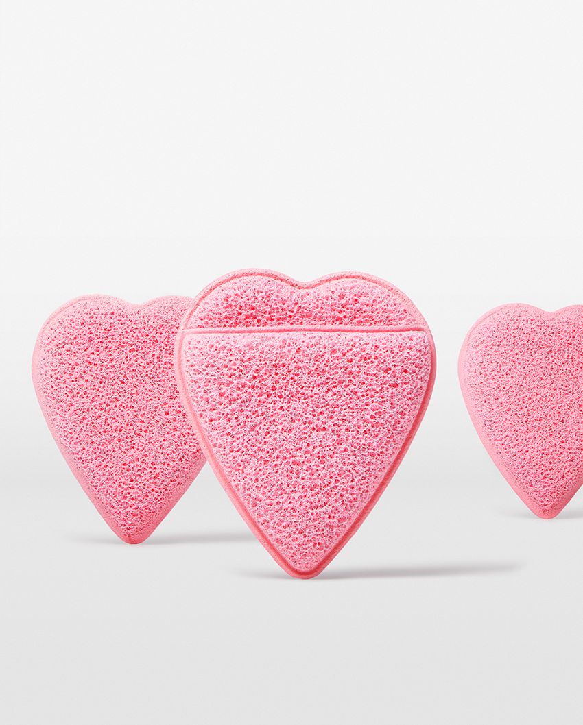 APRILSKIN Heart Shape Cleansing Puff
