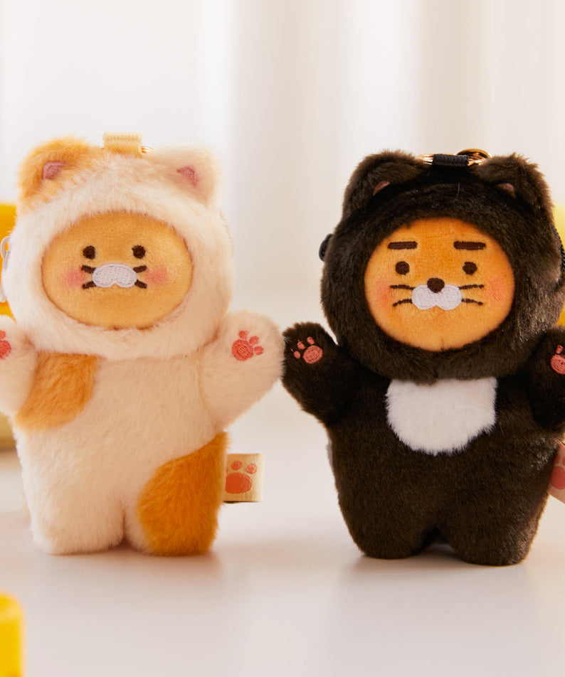 Plush Chunsik Car Accessory - Official Kakao Friends merchandise | Koolseoul
