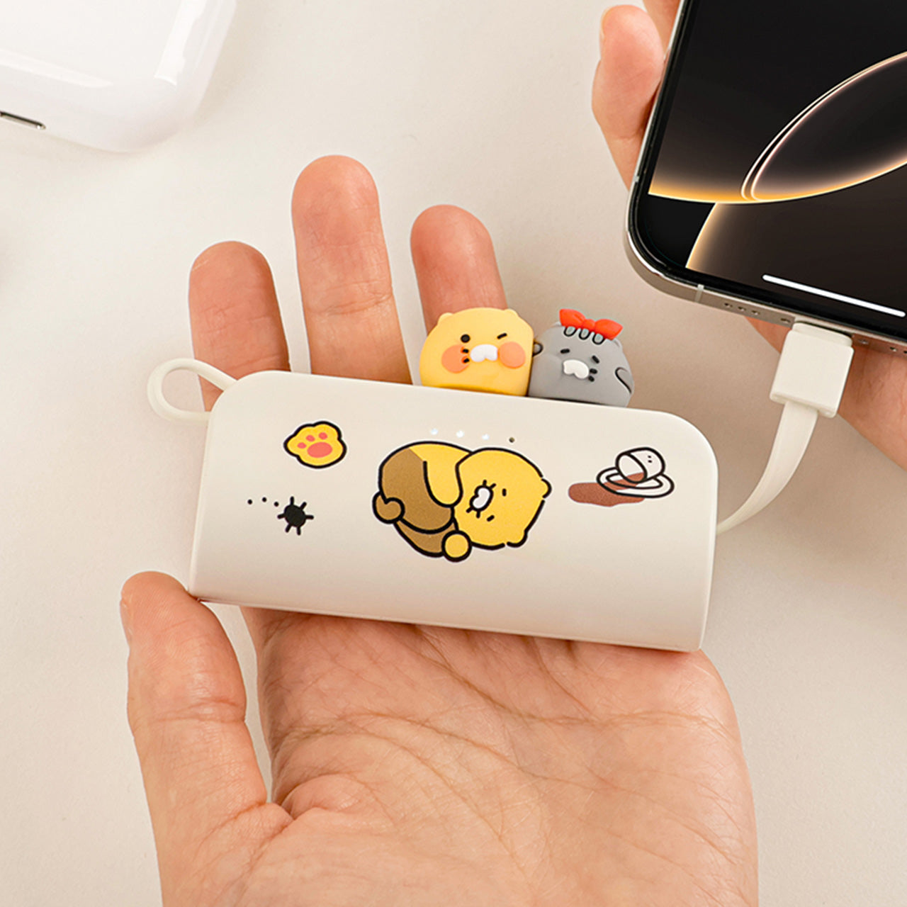 Power Bank 5,000 C Chunsik - Korean kawaii Kakao Friends | Koolseoul