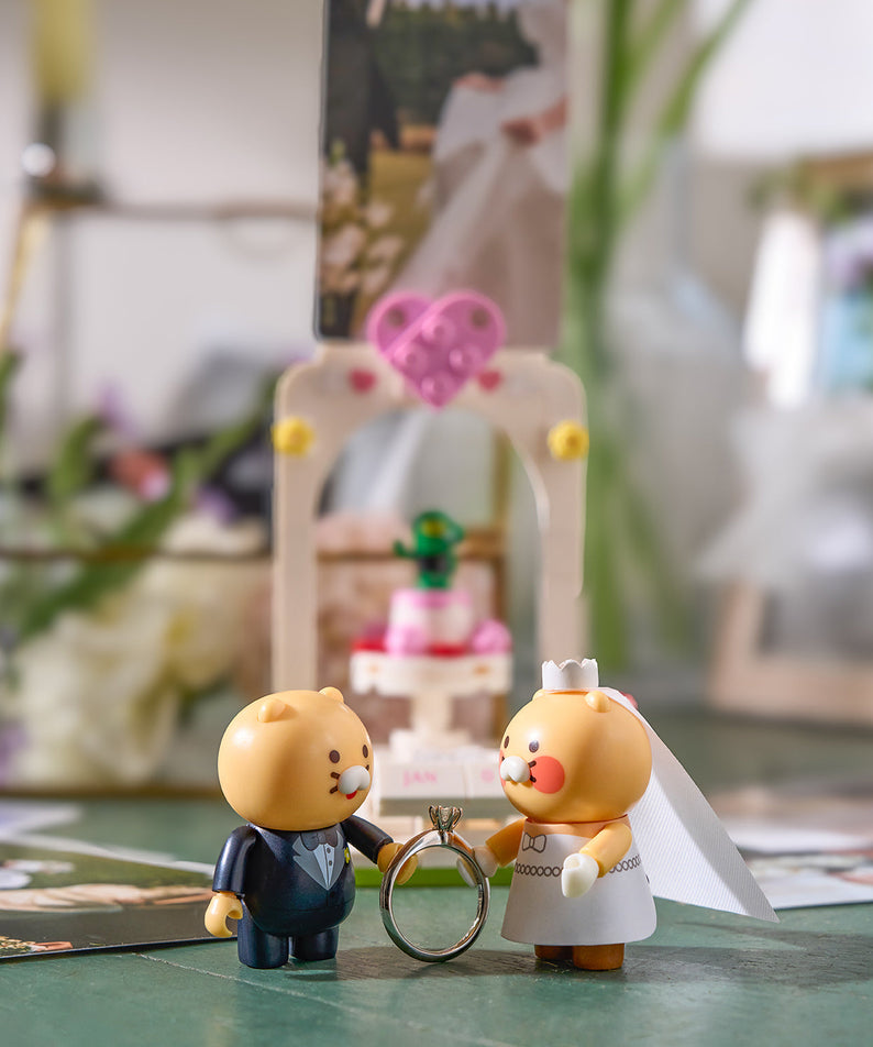 Figurine Chunsik - Official Kakao Friends merchandise | Koolseoul
