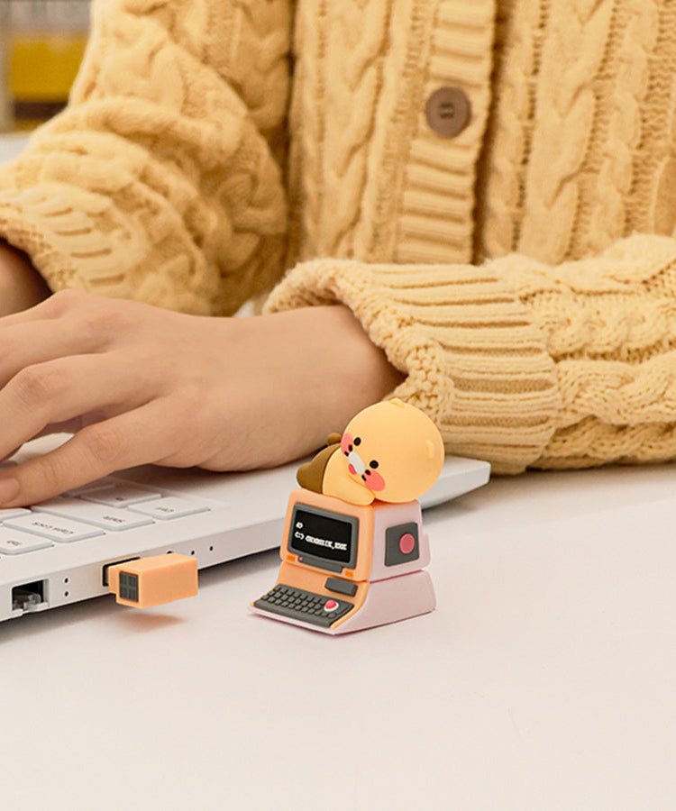 64GB USB Figurine Chunsik - Official Kakao Friends merchandise | Koolseoul