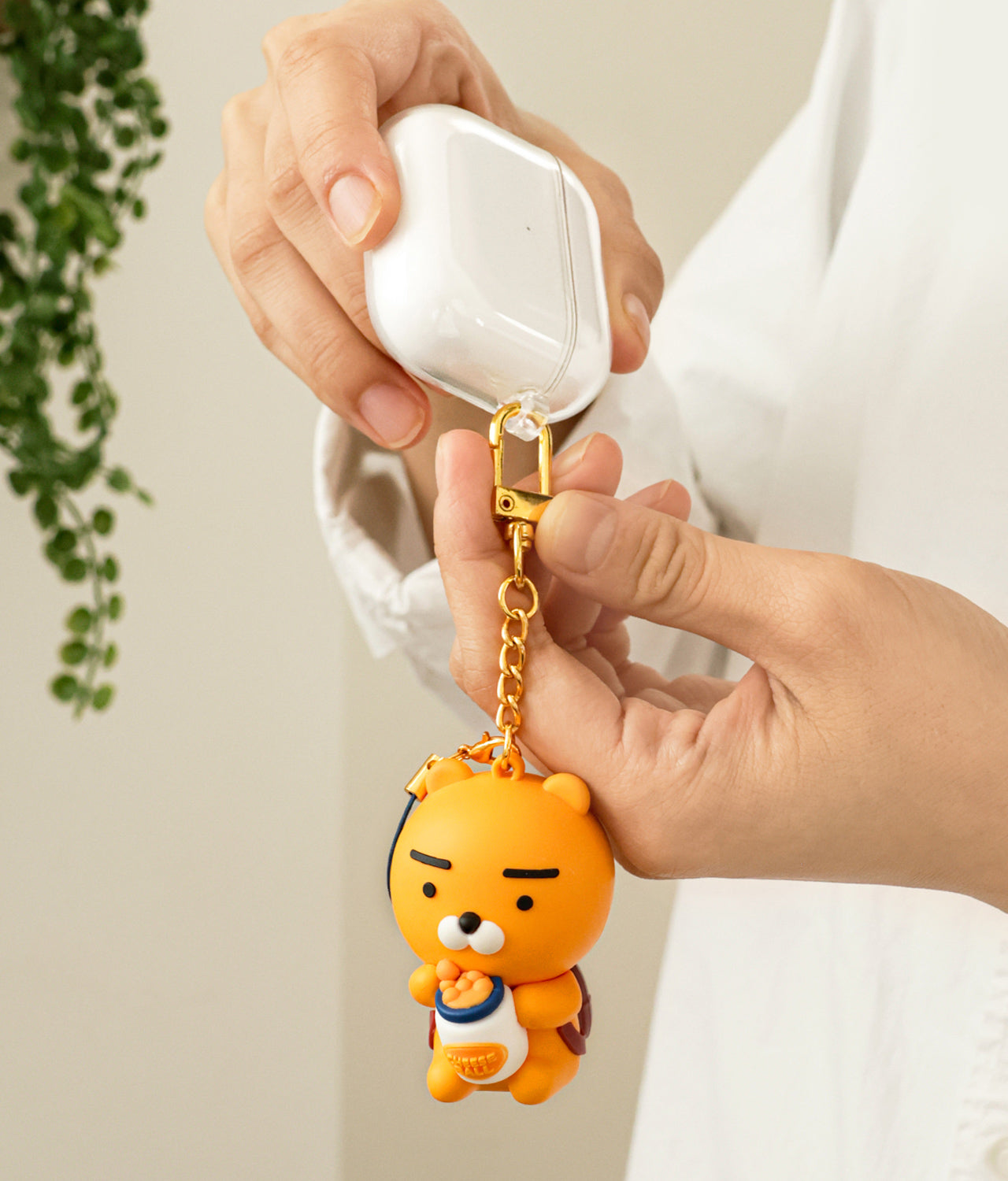 64GB USB Figurine Keychain Backpack Ryan - Korean kawaii Kakao Friends | Koolseoul