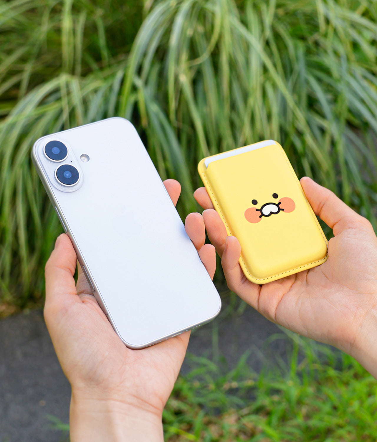 PU Porte-Cards Yellow Chunsik Wallet - Official Kakao Friends merchandise | Koolseoul