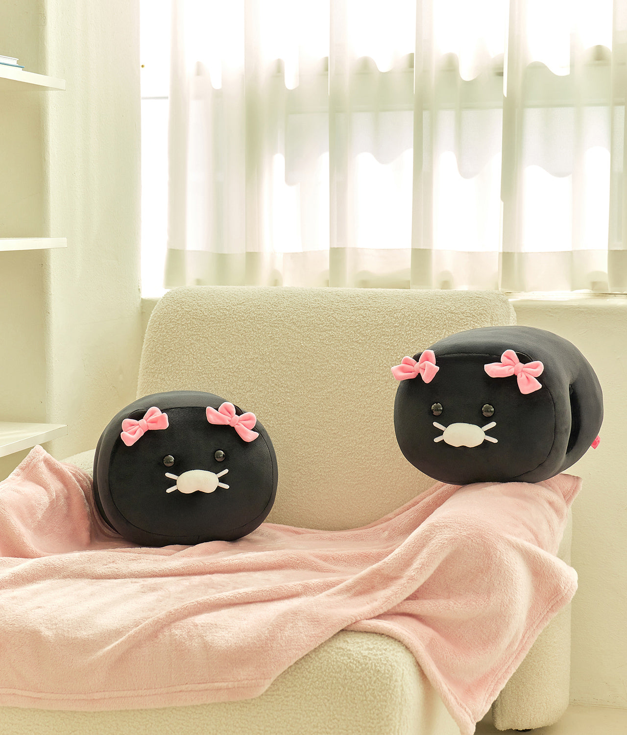 Black Cushion - Official Kakao Friends merchandise | Koolseoul