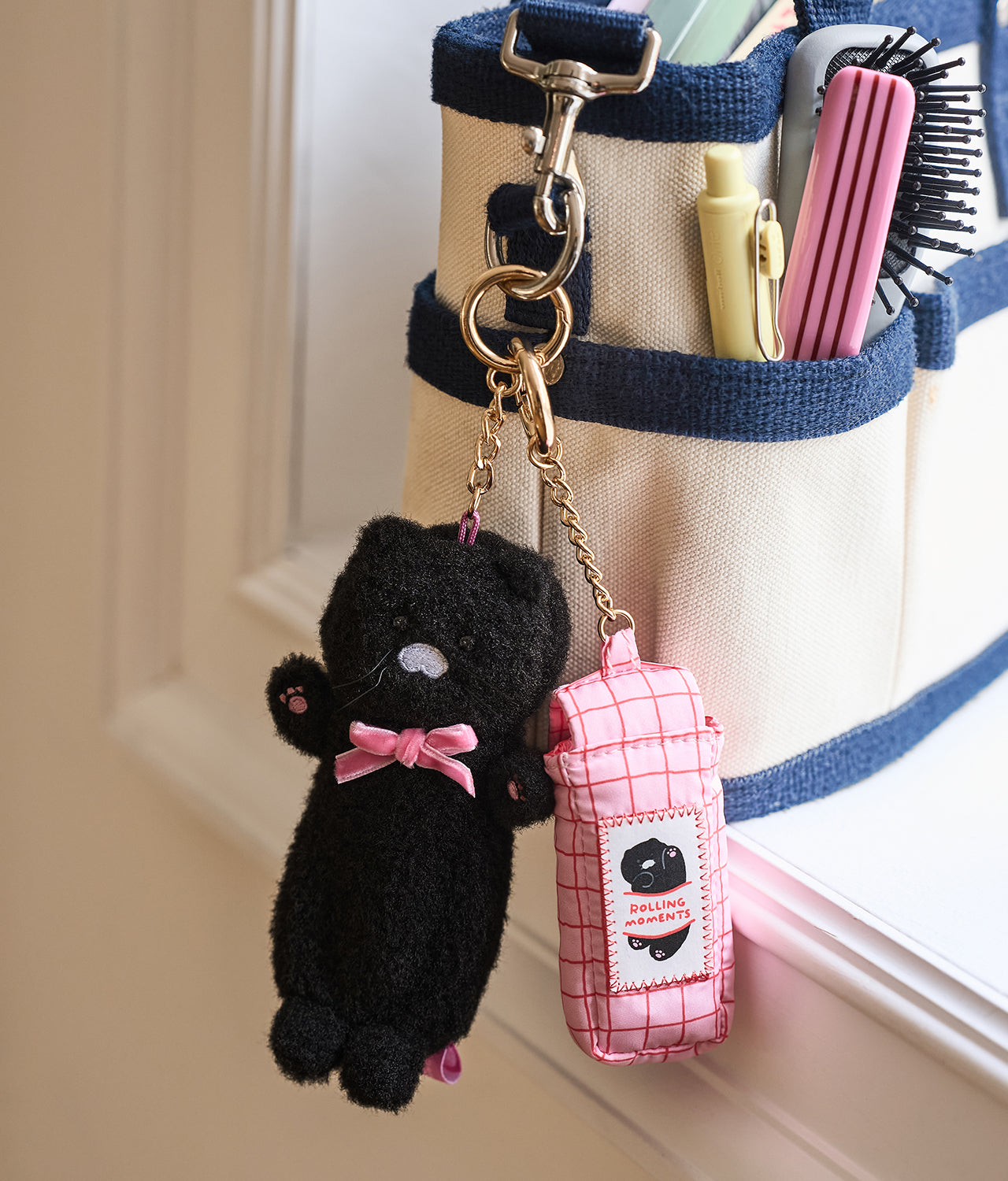 Black Baume Levres Keychain Chunsik - Authentic Kakao Friends from Korea | Koolseoul