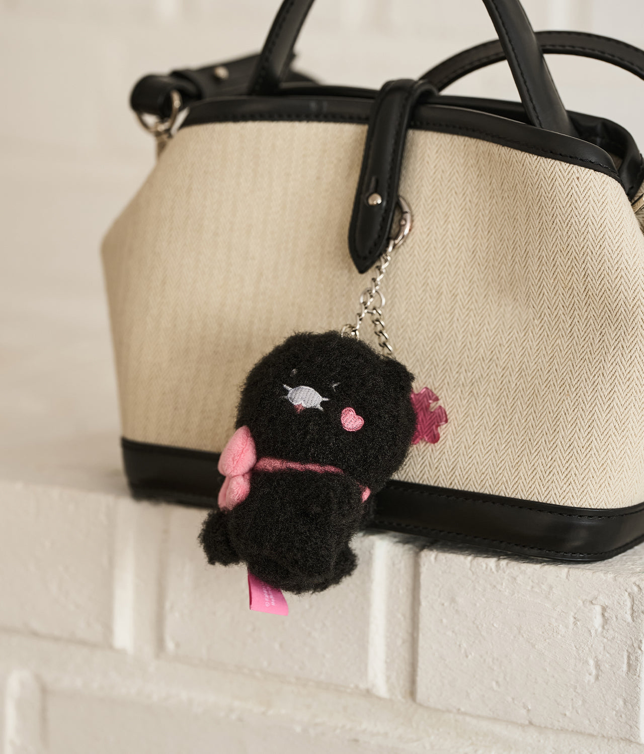Black Magnet Keychain Plush Set Chunsik - Korean kawaii Kakao Friends | Koolseoul