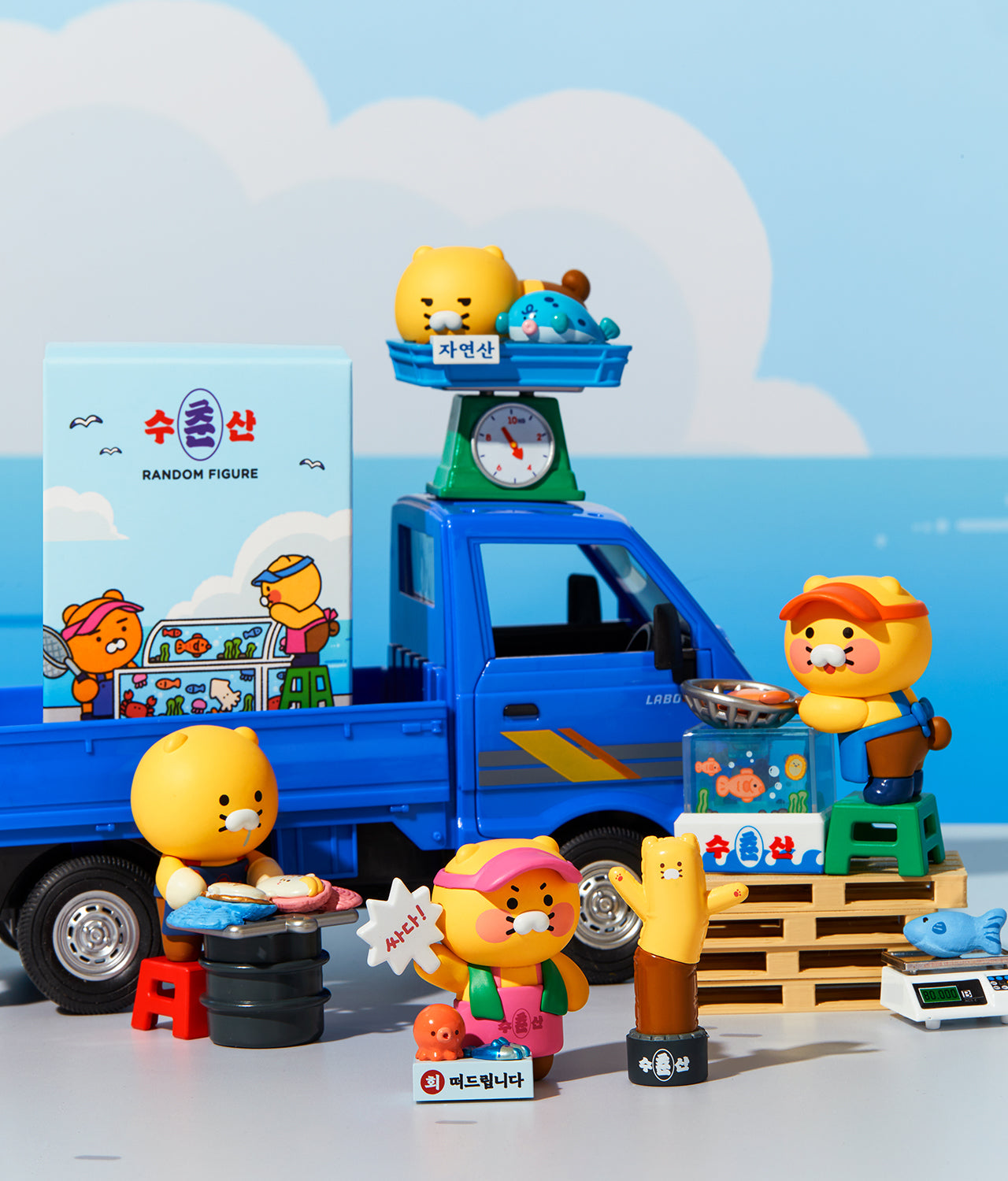 Figurine Chunsik (4 1) - Official Kakao Friends merchandise | Koolseoul