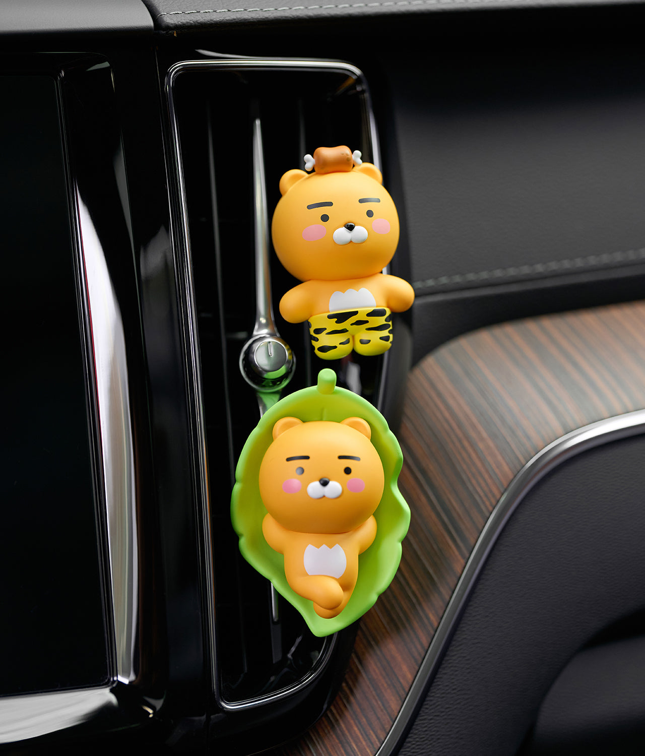 Car Air Freshener Ryan - Official Kakao Friends merchandise | Koolseoul