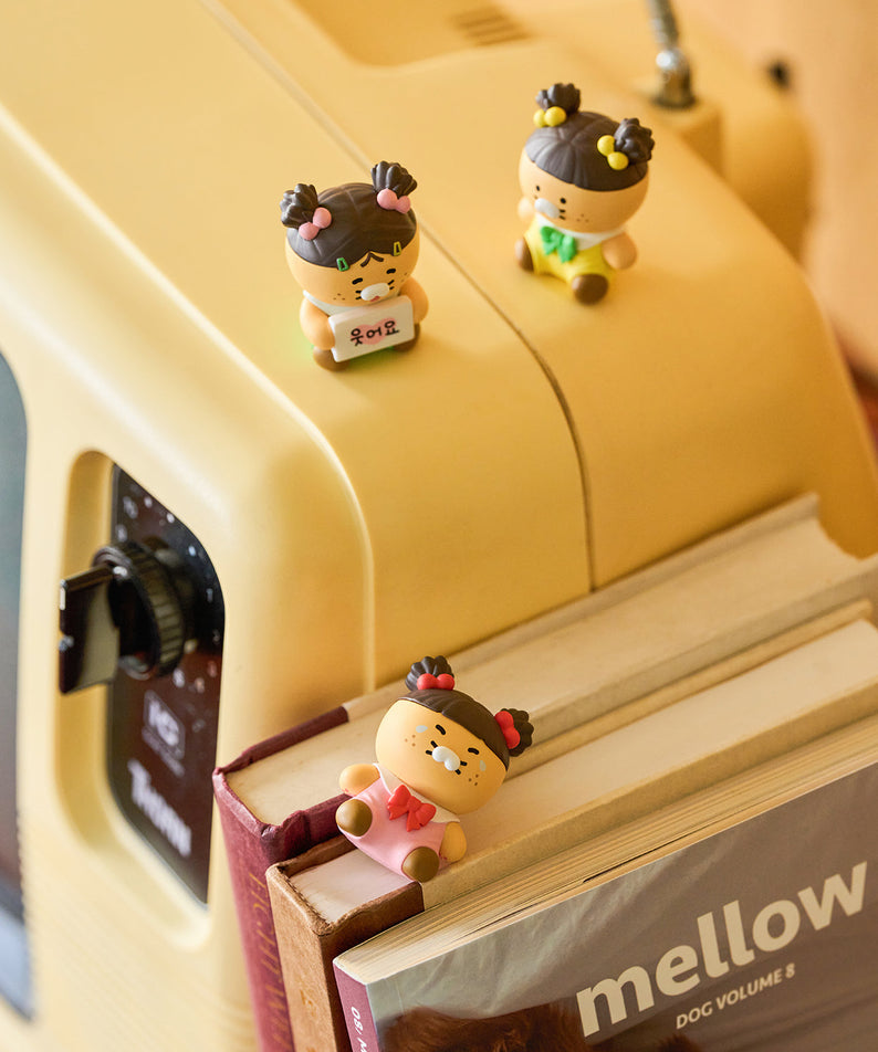 MiniFigurineSet Chunsik Figurine - Official Kakao Friends merchandise | Koolseoul