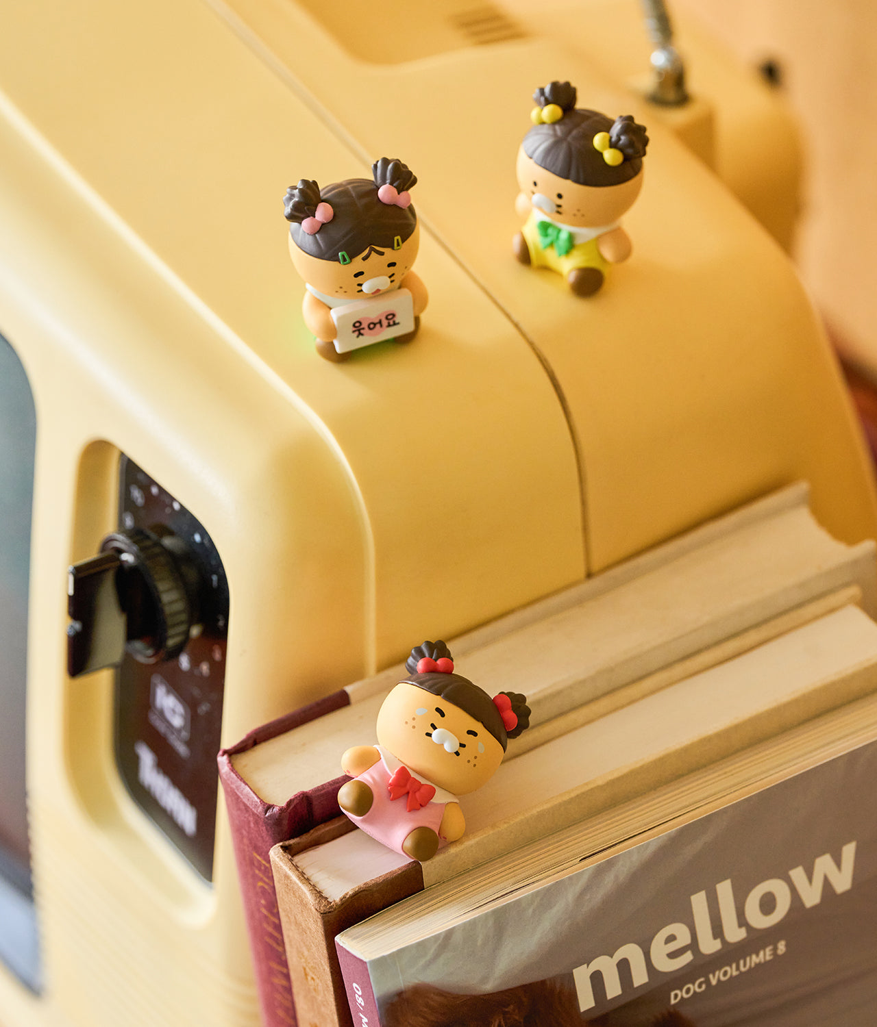 MiniFigurineSet Chunsik Figurine - Official Kakao Friends merchandise | Koolseoul