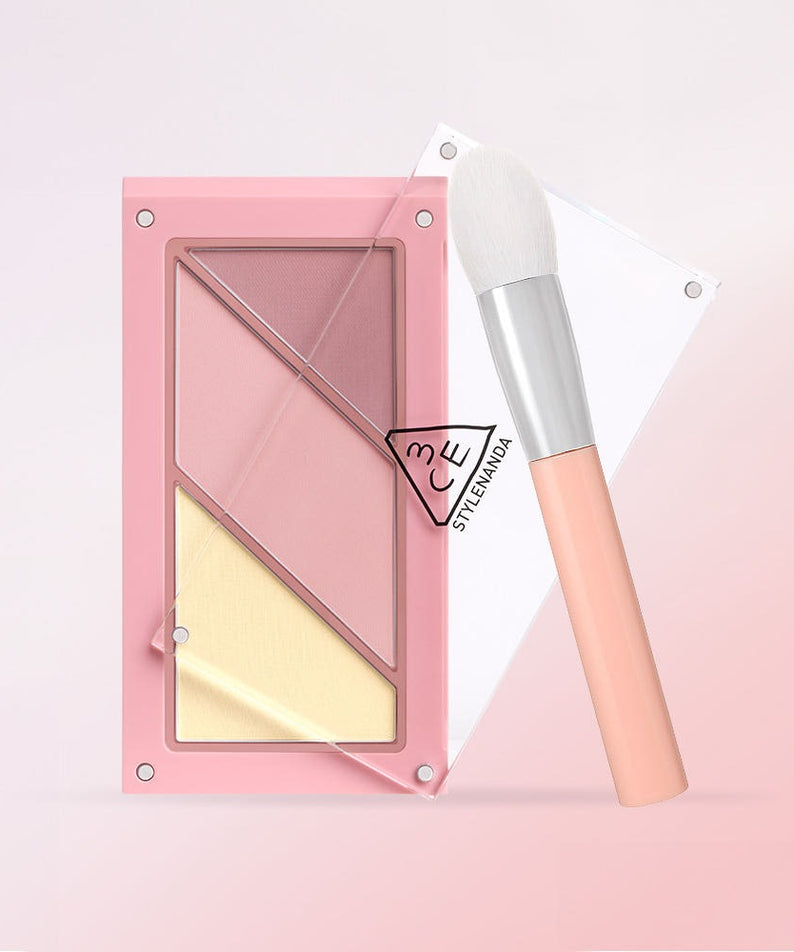 3CE Layer It All Blush Palette 10.5g with blending brush in pink and peach hues.