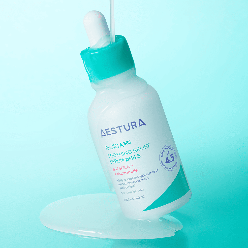 AESTURA A-cica 365 Soothing Relief Serum pH4.5 40ml bottle with pipette on a turquoise background