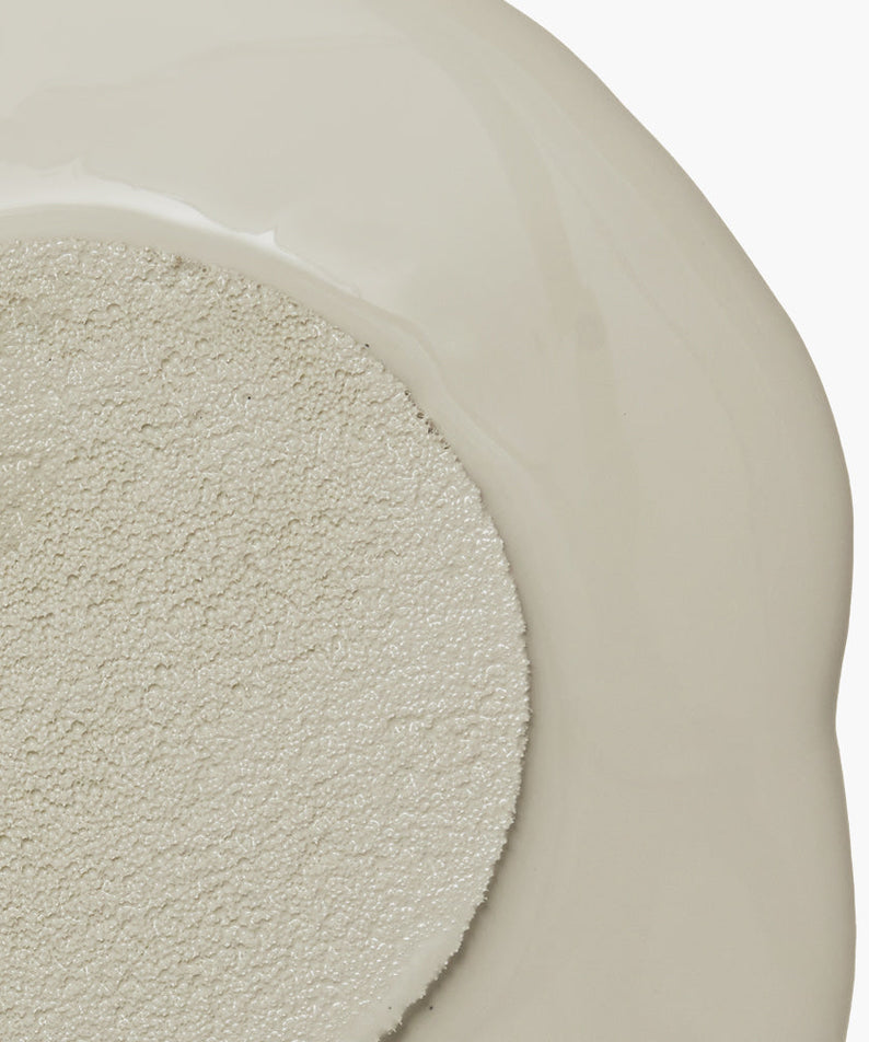 AMELI Complement Series Cushion SPF42 PA++ Green - close-up of cushion texture showcasing product design.