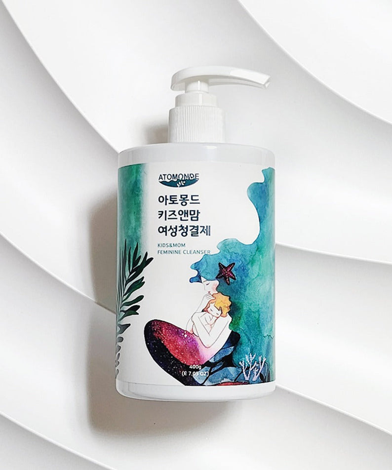 ATOMANDE Kids & Mom Feminine Cleanser 400g bottle featuring colorful design on a white background