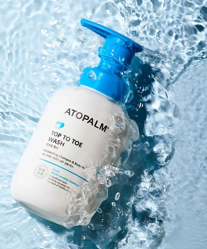 ATOPALM Atopalm Top to Toe Wash 460ml floating in water
