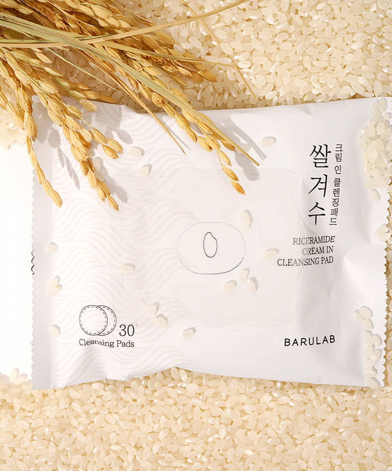 BARULAB Rice Bran Ceramide Cream In Cleansing Pads 30 sheets on rice background