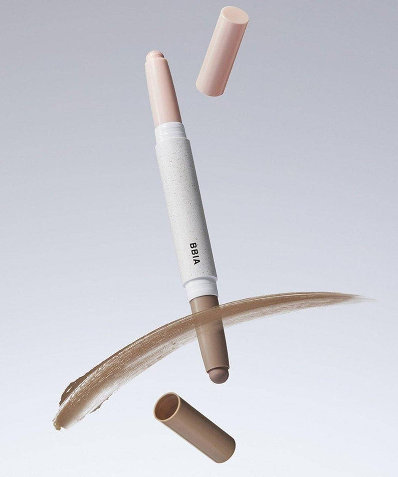 BBIA Last Contour Stick with cap off, showing dual ends for highlighting and contouring.